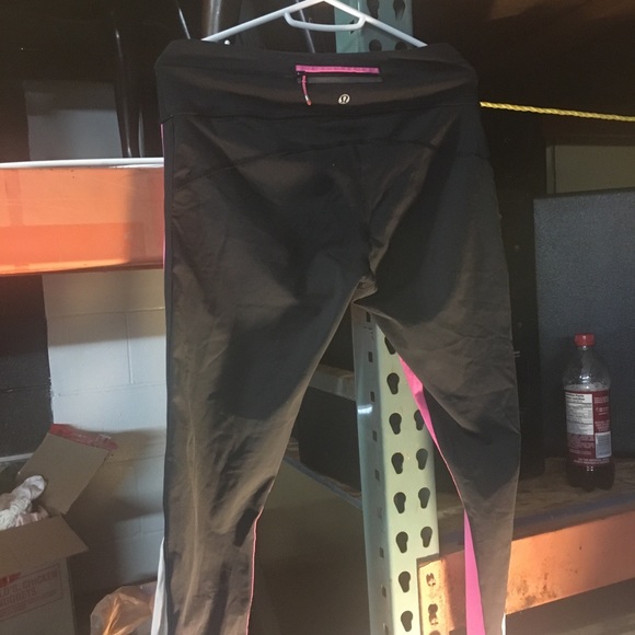 LULU pink white athletic pants womens size 8 - Picture 3 of 3